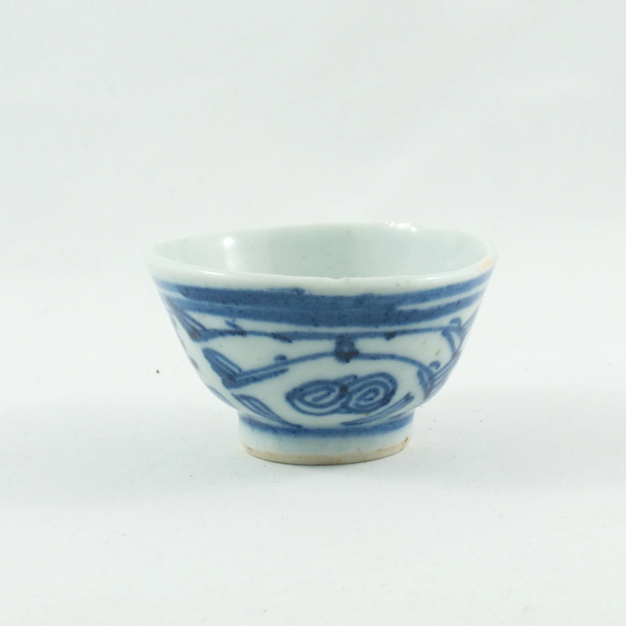 Antique Porcelain Blue And White Double Happiness Tea Cup€64.95Tea CupsmySiteTEAWAVYTEAWAVY