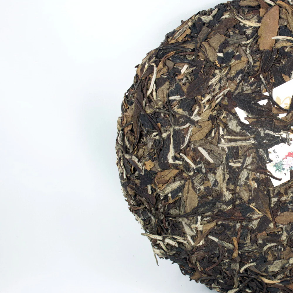 Fu Ding White Peony (Bai Mu Dan) Aged White Tea Cake,  Year 2014€19.95White TeamySiteTEAWAVYTEAWAVY