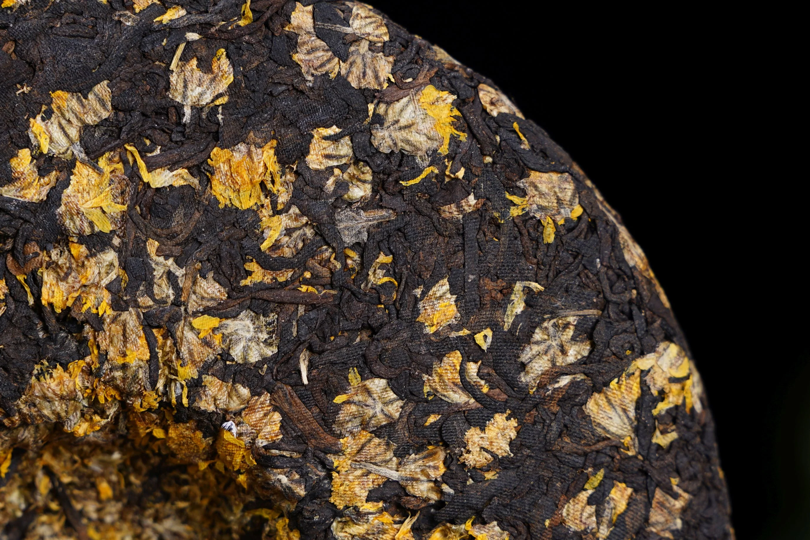 Huang Shan Chrysanthemum and Ripe Pu-erh Tea Cake€5.50Ripe Pu-erh TeamySiteTEAWAVYTEAWAVY