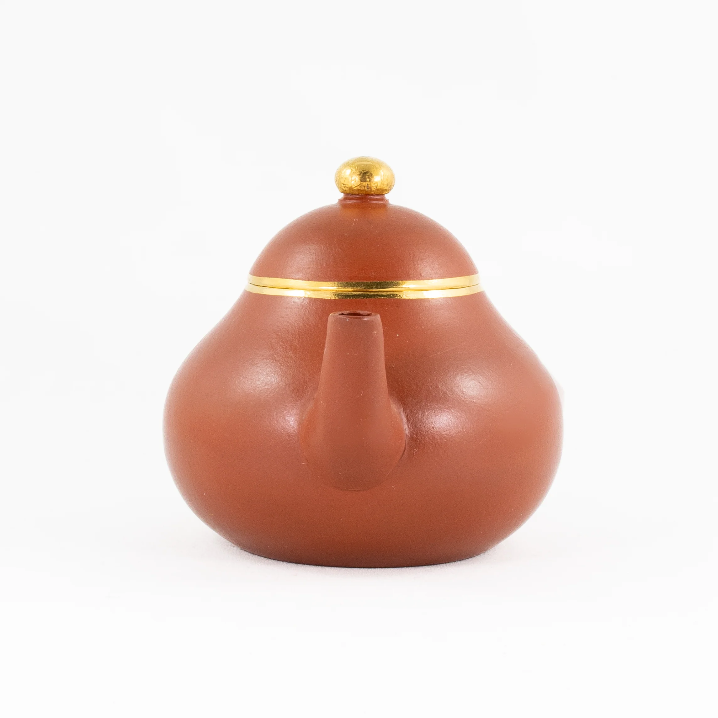 Yixing Zhuni Antique Style Gold Mounted Pear Shape Chinese Teapot€699.95Yixing TeapotsmySiteTEAWAVYTEAWAVY