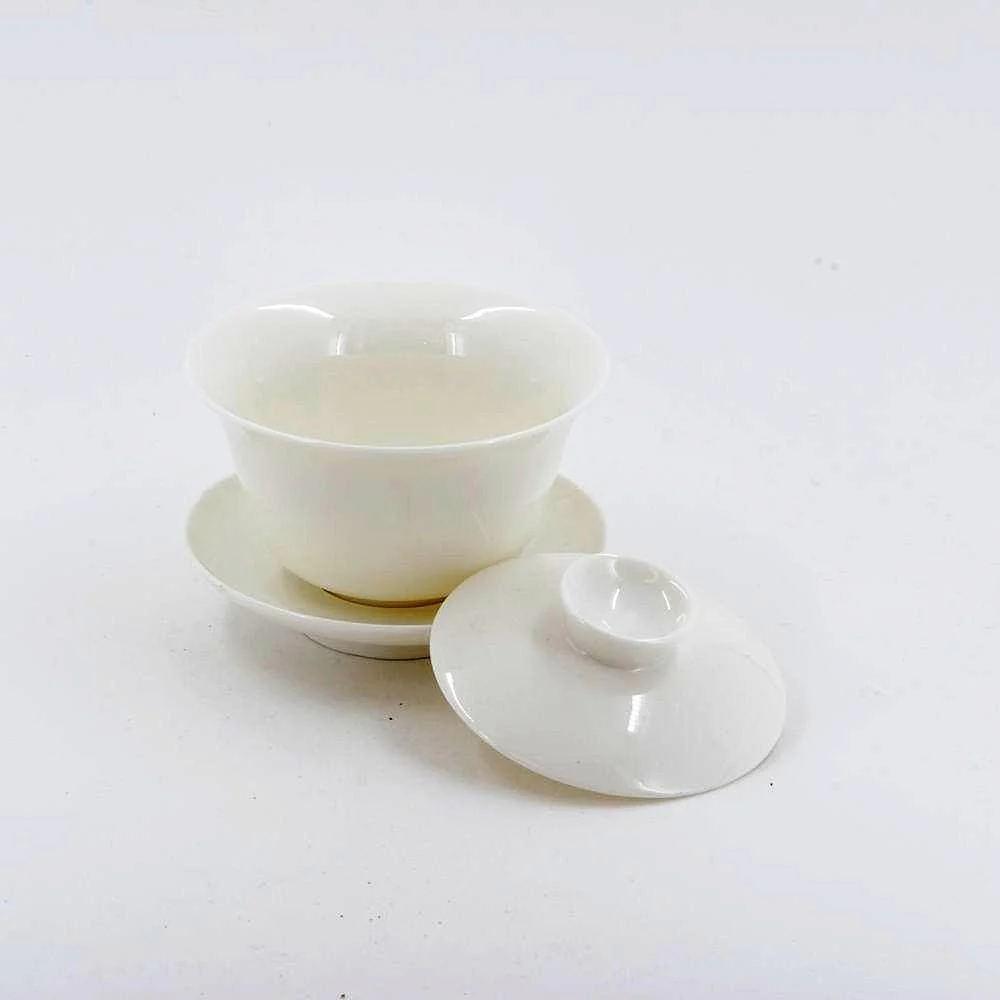 Creamy White Porcelain Gaiwan€29.95GaiwanmySiteTEAWAVYTEAWAVY