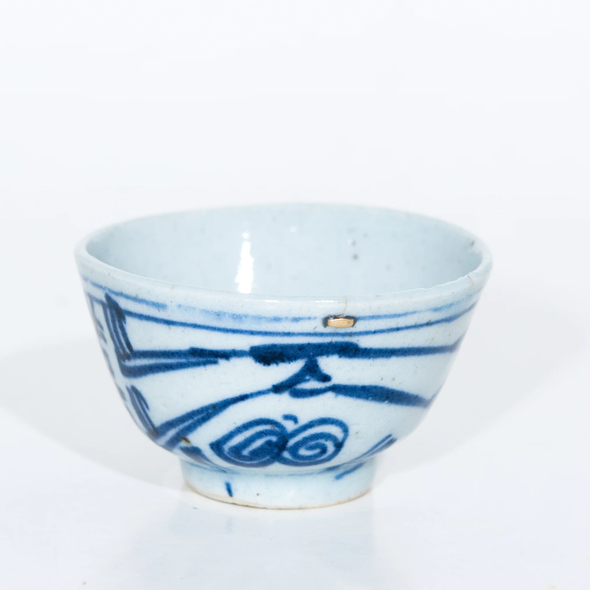Antique Repaired Porcelain Blue And White Double Happiness Tea Cup€69.95Tea CupsmySiteTEAWAVYTEAWAVY